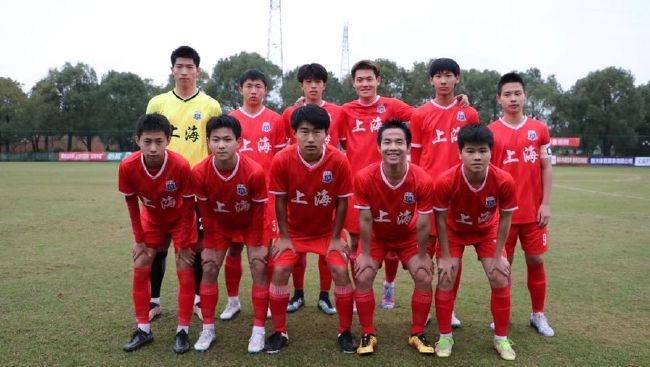 年轻老师6大胸女教师